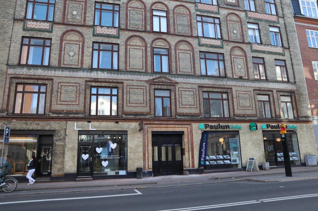 Charming Red Courtyard Apartment كوبنهاجن المظهر الخارجي الصورة